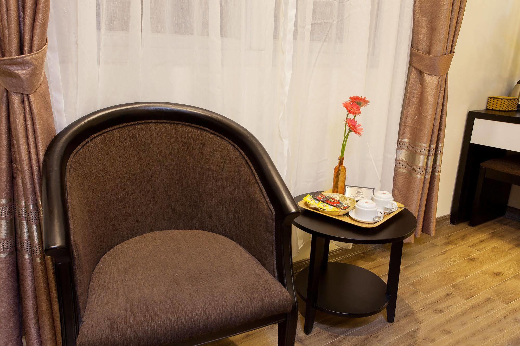 Serenity Diamond Hotel Hanoi Esterno foto