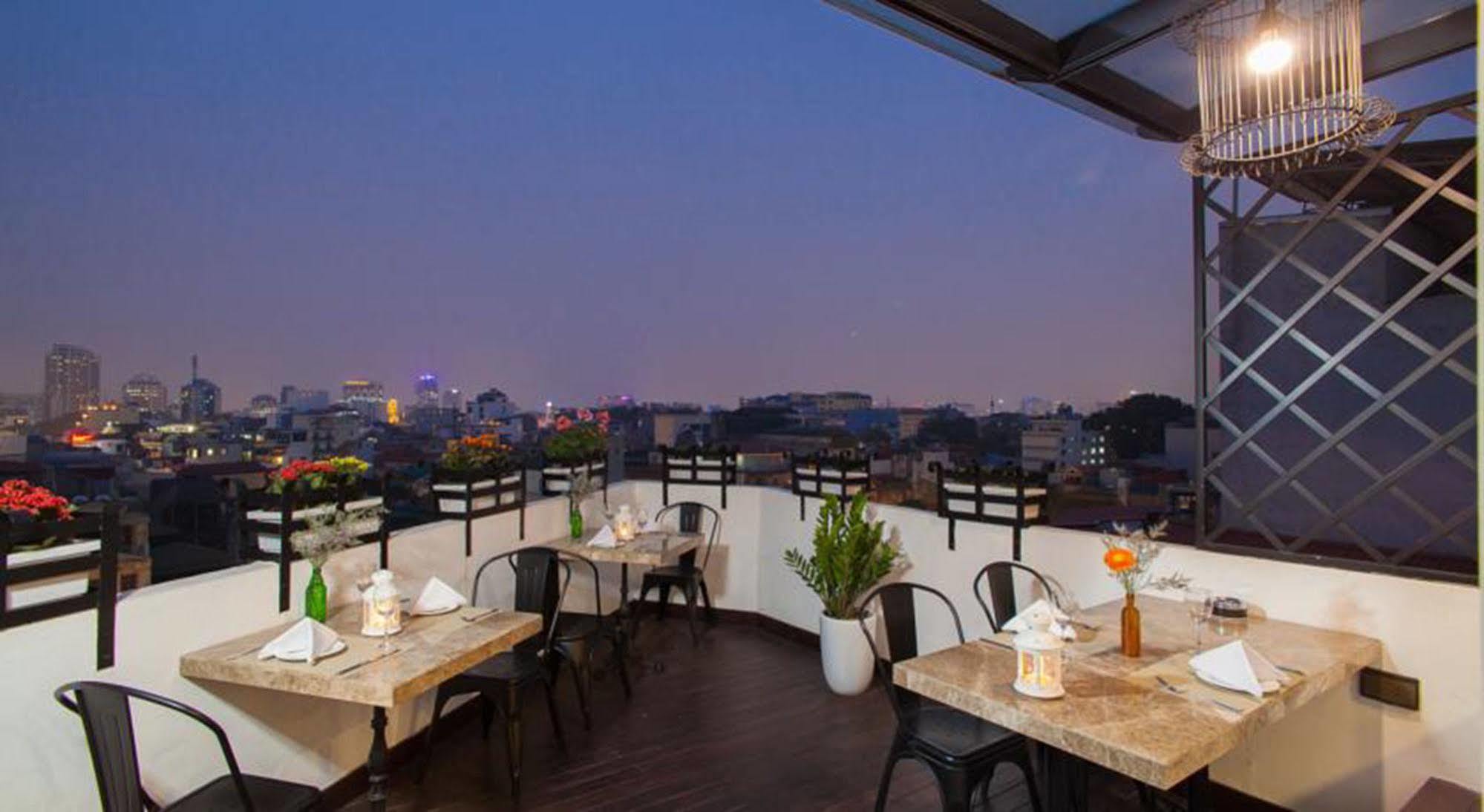 Serenity Diamond Hotel Hanoi Esterno foto